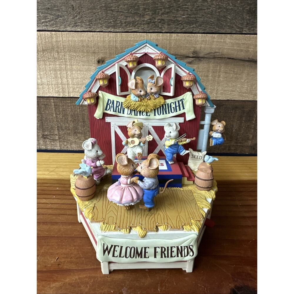 1990 Enesco Haystack Hoedown Multi-Action Musical Box Mice Barn Dance Works Rare